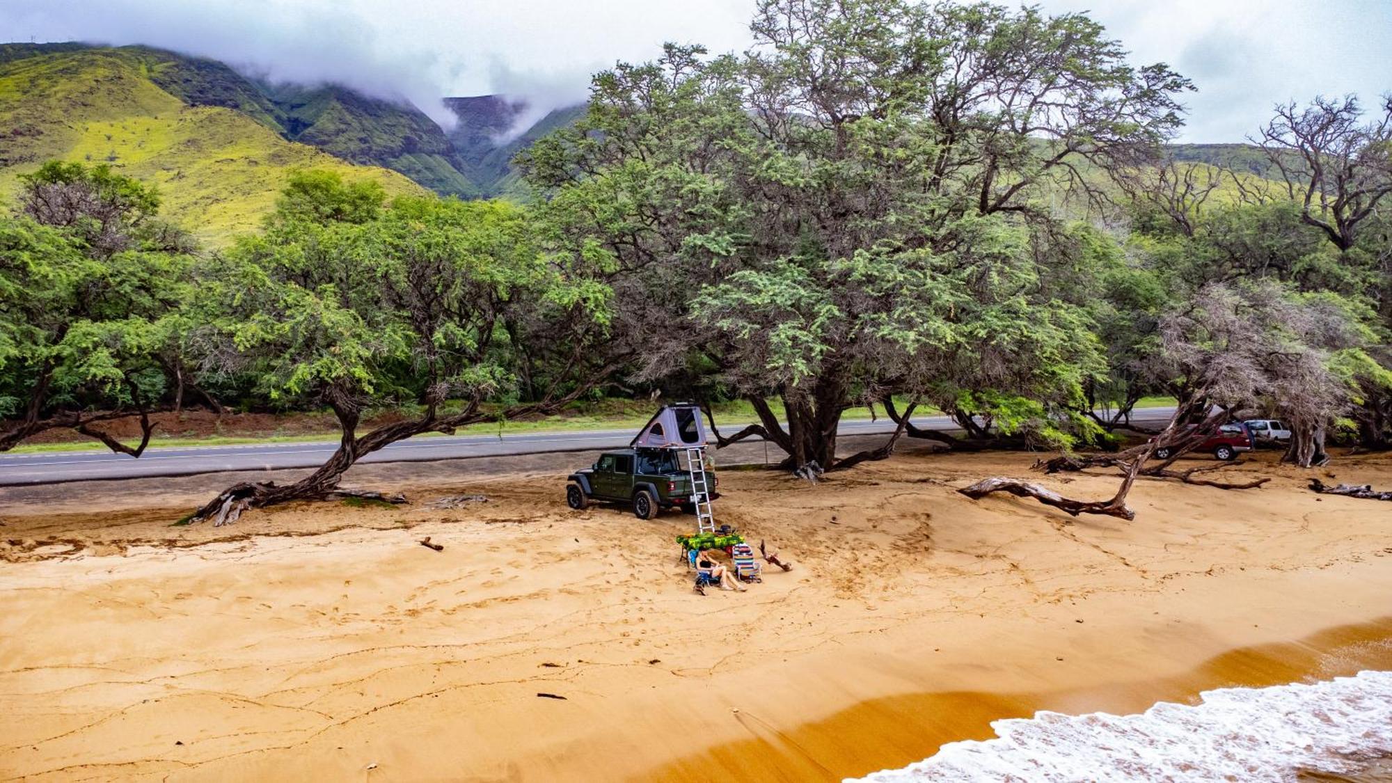 Campcar Maui Jeeps Suvs Hybrid Camper Van Rentals With Equipment And Travel Advice カフルイ エクステリア 写真