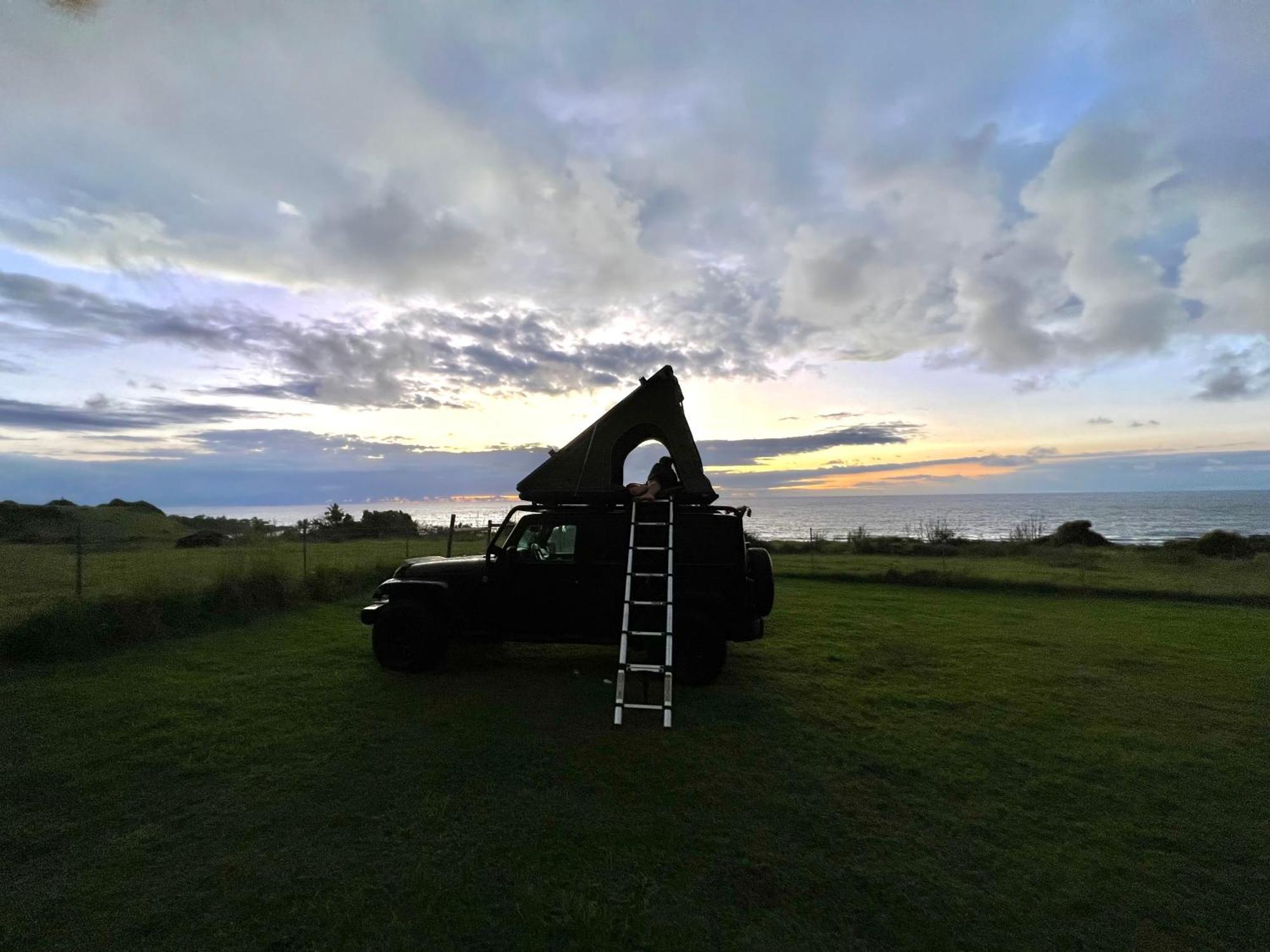 Campcar Maui Jeeps Suvs Hybrid Camper Van Rentals With Equipment And Travel Advice カフルイ エクステリア 写真